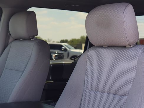 Used 2019 Ford F150 XLT w/ Equipment Group 302A Luxury image 11