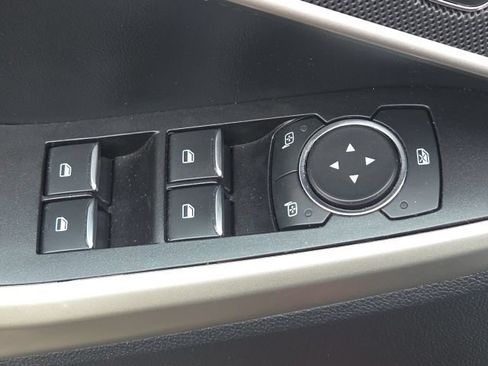 Used 2021 Ford Explorer XLT w/ Equipment Group 202A AWD/4WD image 25