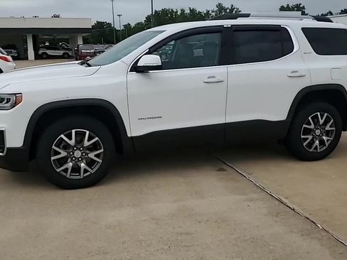 Used 2023 GMC Acadia SLT FWD image 5