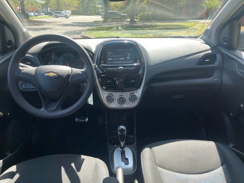 Used 2018 Chevrolet Spark LS image 17