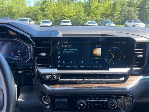 Used 2023 Chevrolet Silverado 1500 RST w/ Convenience Package II AWD/4WD image 11
