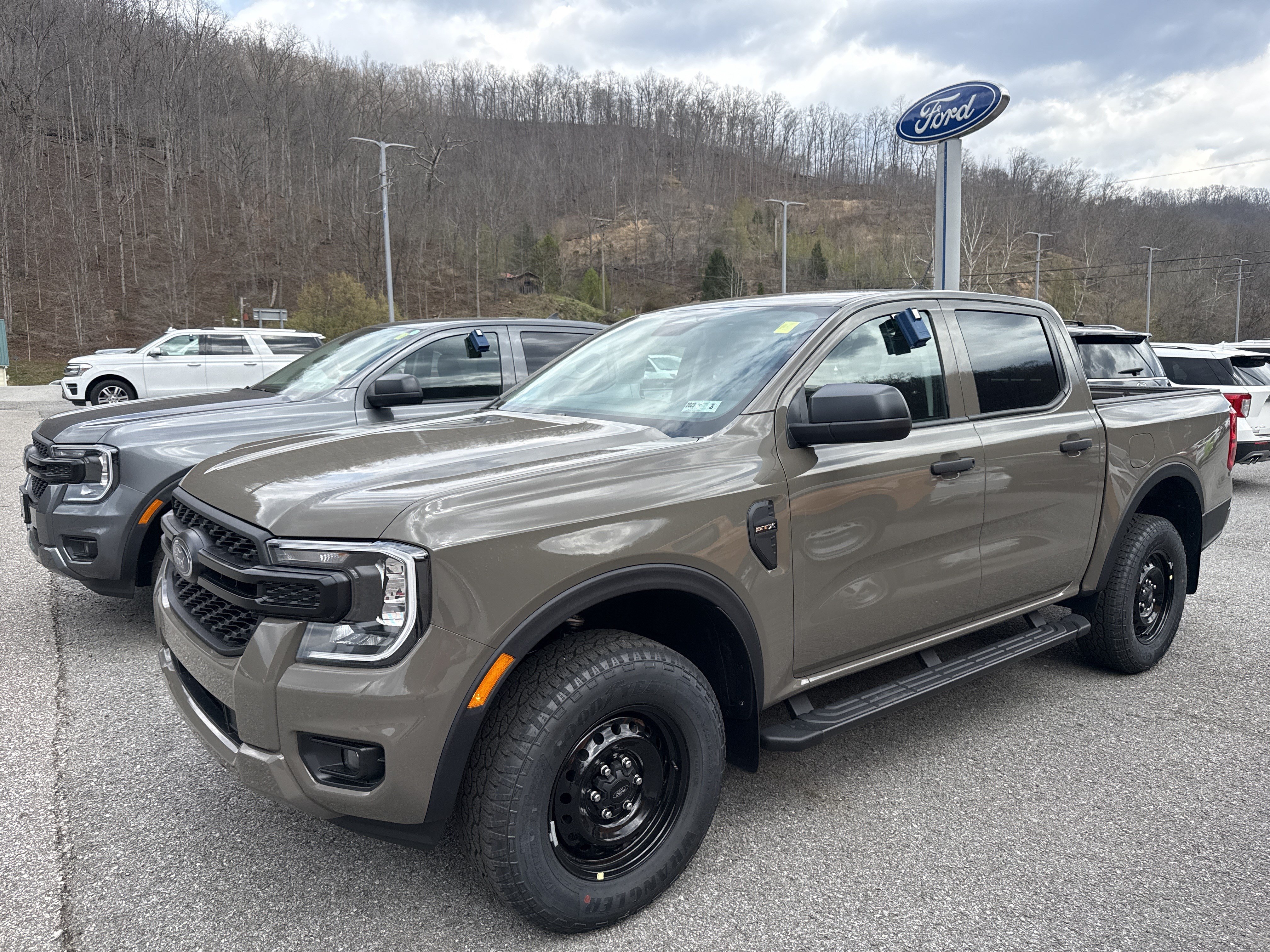 New 2026 Ford Ranger XL w/ Trailer Tow Package RWD image 4