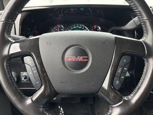 Used 2015 GMC Savana 2500 RWD image 29