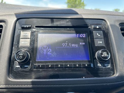 Used 2019 Honda HR-V LX image 22