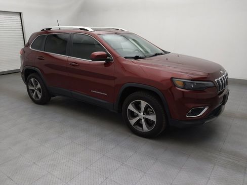 Used 2019 Jeep Cherokee Limited w/ Luxury Group AWD/4WD image 11