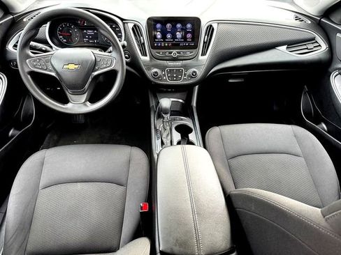 Used 2024 Chevrolet Malibu LT image 24