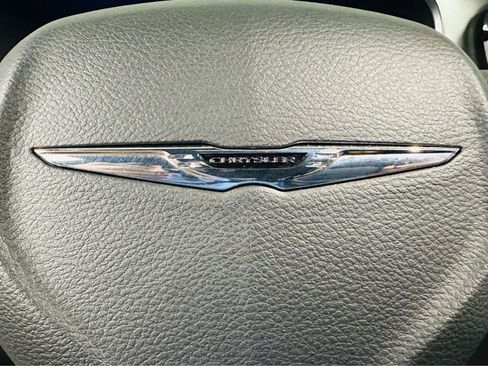 Certified 2023 Chrysler Pacifica Limited w/ S Appearance Package AWD/4WD image 15
