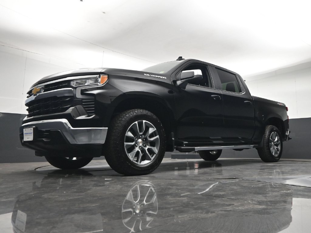 Used 2026 Chevrolet Silverado 1500 LT AWD/4WD image 23
