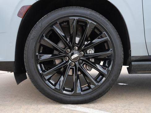 Used 2022 Cadillac Escalade Sport Platinum AWD/4WD image 31