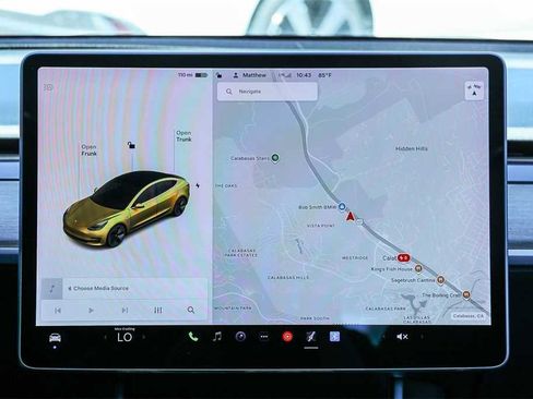 Used 2018 Tesla Model 3 Mid Range image 15