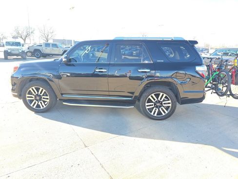 Used 2019 Toyota 4Runner SR5 image 10