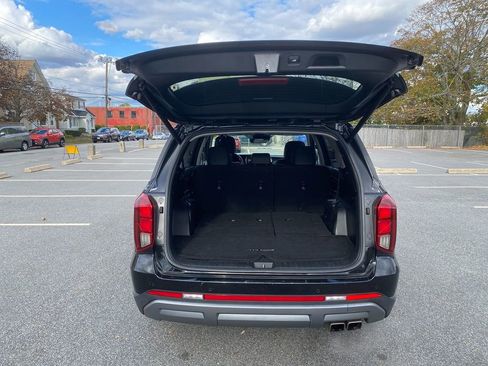 Used 2023 Hyundai Palisade SEL image 25