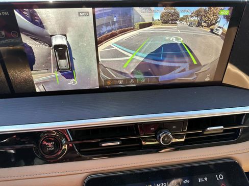 Certified 2025 INFINITI QX80 Sensory image 28