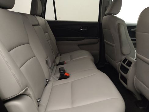 Used 2018 Honda Pilot EX-L image 19