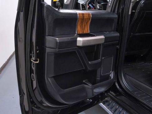 Used 2019 Ford F150 Lariat image 42