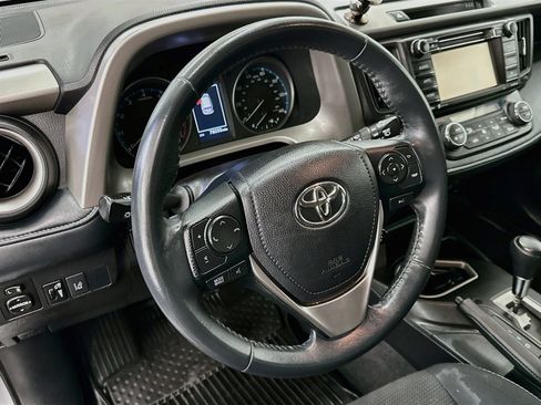 Used 2018 Toyota RAV4 XLE w/ Plus Extra Value Package AWD/4WD image 16