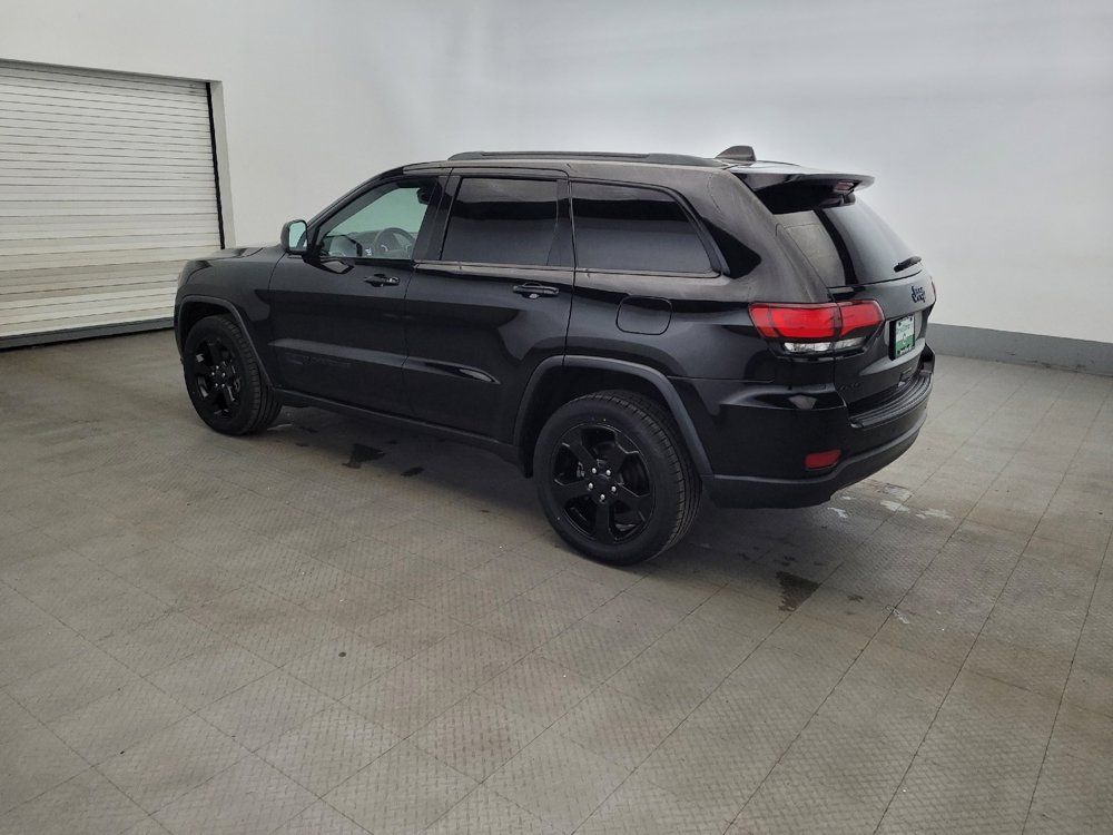 Used 2019 Jeep Grand Cherokee Laredo AWD/4WD image 3