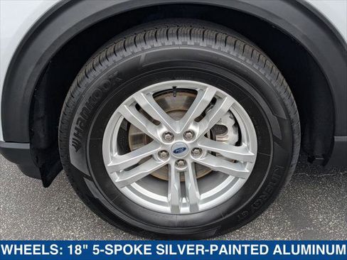 Certified 2023 Ford Explorer XLT w/ Equipment Group 202A RWD image 9