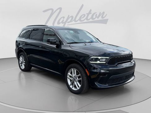 Used 2024 Dodge Durango GT RWD image 8