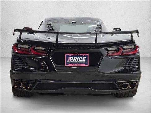 Used 2025 Chevrolet Corvette Stingray Premium Cpe w/ 3LT RWD image 8