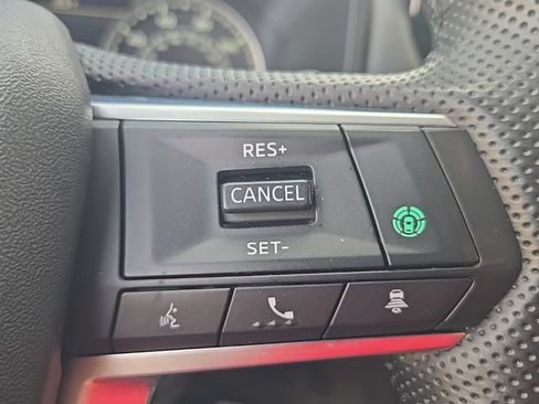 Used 2025 Mitsubishi Outlander SE FWD image 18