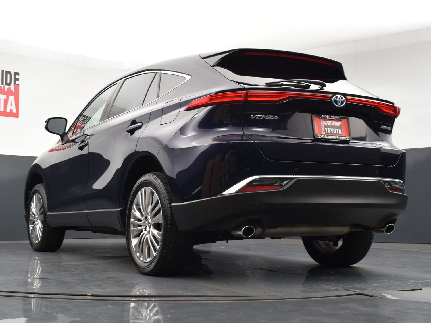Used 2023 Toyota Venza Limited AWD/4WD image 37