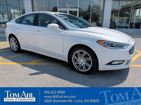 Used 2017 Ford Fusion SE w/ Fusion SE Technology Package AWD/4WD image 1
