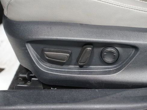 Certified 2025 Toyota Camry SE image 34