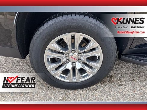 Used 2025 GMC Yukon Denali image 14