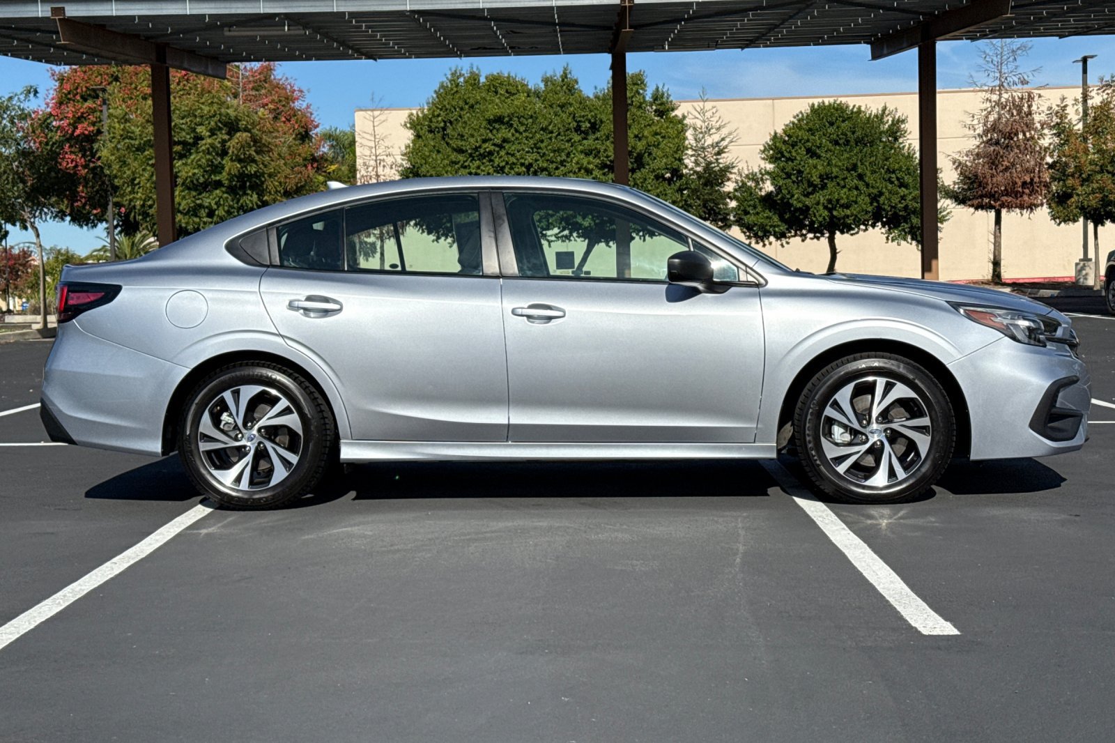 Used 2024 Subaru Legacy AWD/4WD image 10