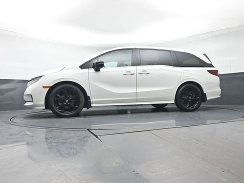 Certified 2023 Honda Odyssey Sport image 36