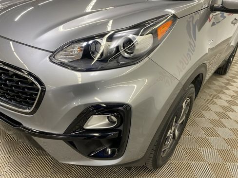 Used 2021 Kia Sportage LX image 6