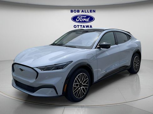 Used 2024 Ford Mustang Mach-E Premium image 1