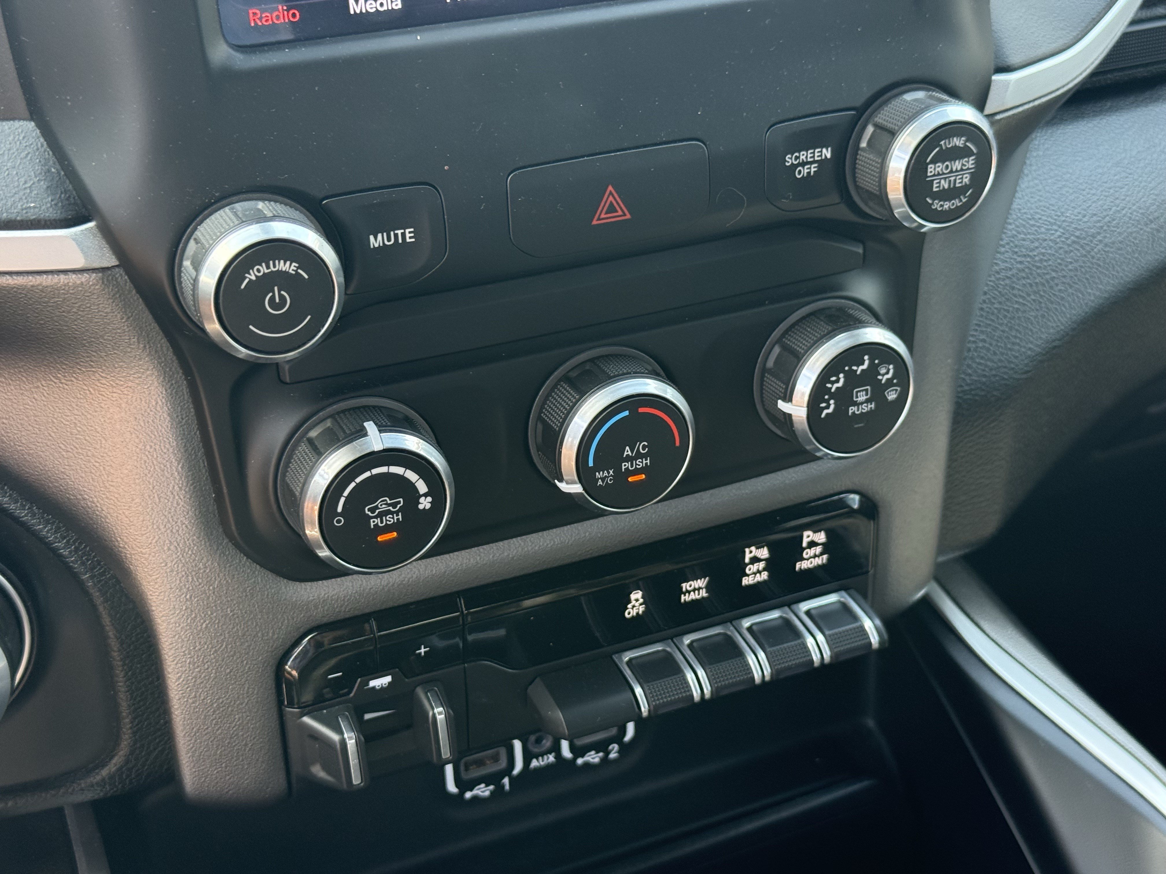 Used 2020 RAM 2500 Lone Star w/ Night Edition AWD/4WD image 22