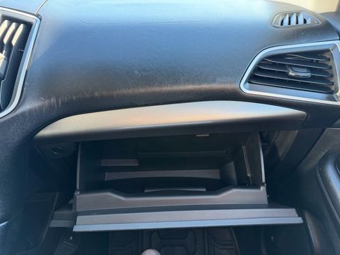 Used 2015 Ford Edge SEL w/ Equipment Group 201A image 29