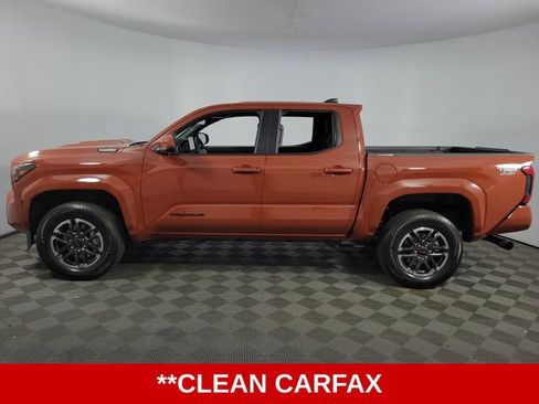 Used 2025 Toyota Tacoma TRD Sport image 5
