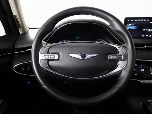 Used 2025 Genesis GV70 2.5T image 34
