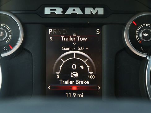 New 2024 RAM 5500 Tradesman w/ Safety Group image 31