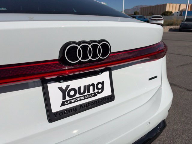 Certified 2025 Audi A6 e-tron Prestige AWD/4WD image 15