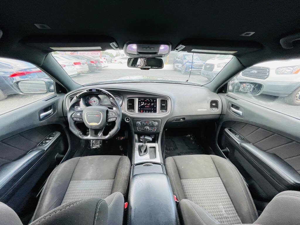 Used 2022 Dodge Charger R/T w/ Blacktop Package RWD image 19