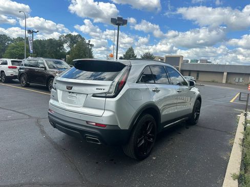 Used 2019 Cadillac XT4 Sport AWD/4WD image 4