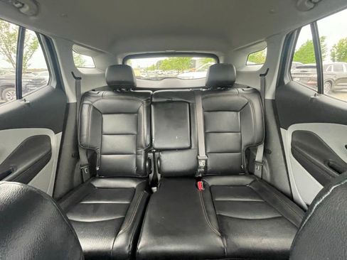 Used 2022 GMC Terrain SLE w/ Driver Convenience Package FWD image 25