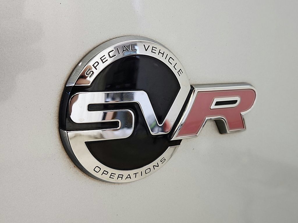 Used 2018 Land Rover Range Rover Sport SVR AWD/4WD image 38