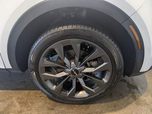 Used 2023 Kia Sorento SX Prestige image 7