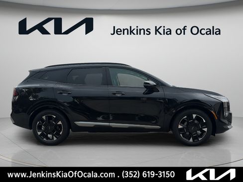 New 2026 Kia Sportage SX FWD image 2