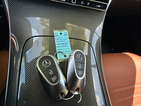 Used 2025 Mercedes-Benz GLC 300 image 50
