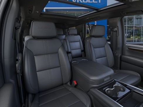 New 2026 Chevrolet Tahoe High Country AWD/4WD image 16