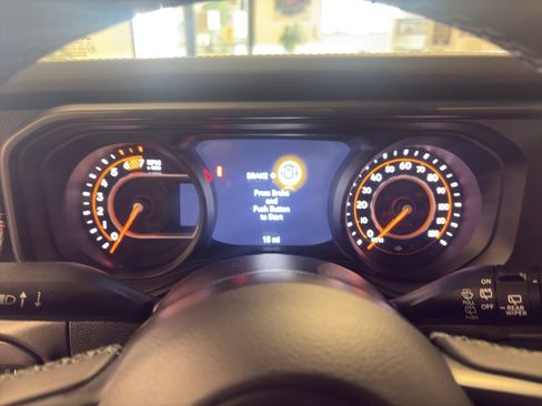 Used 2026 Jeep Wrangler Rubicon image 10