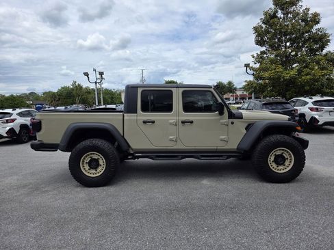 Used 2020 Jeep Gladiator Rubicon w/ LED Lighting Group AWD/4WD image 2