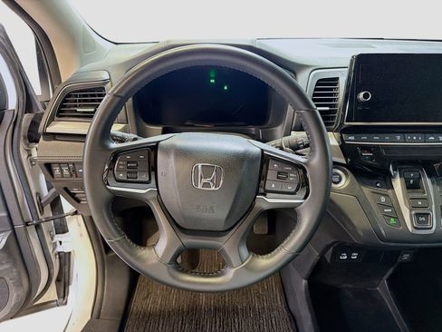 Used 2025 Honda Odyssey EX-L image 11